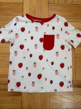 Kyte BABY Strawberry Pocket Shirt